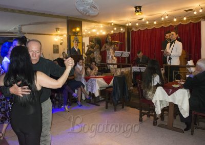 Cuatro Compases inauguración 16