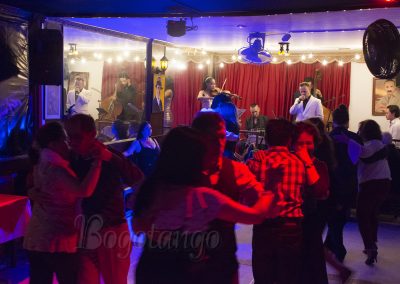 Cuatro Compases inauguración 24